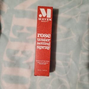 Rose water setting spray